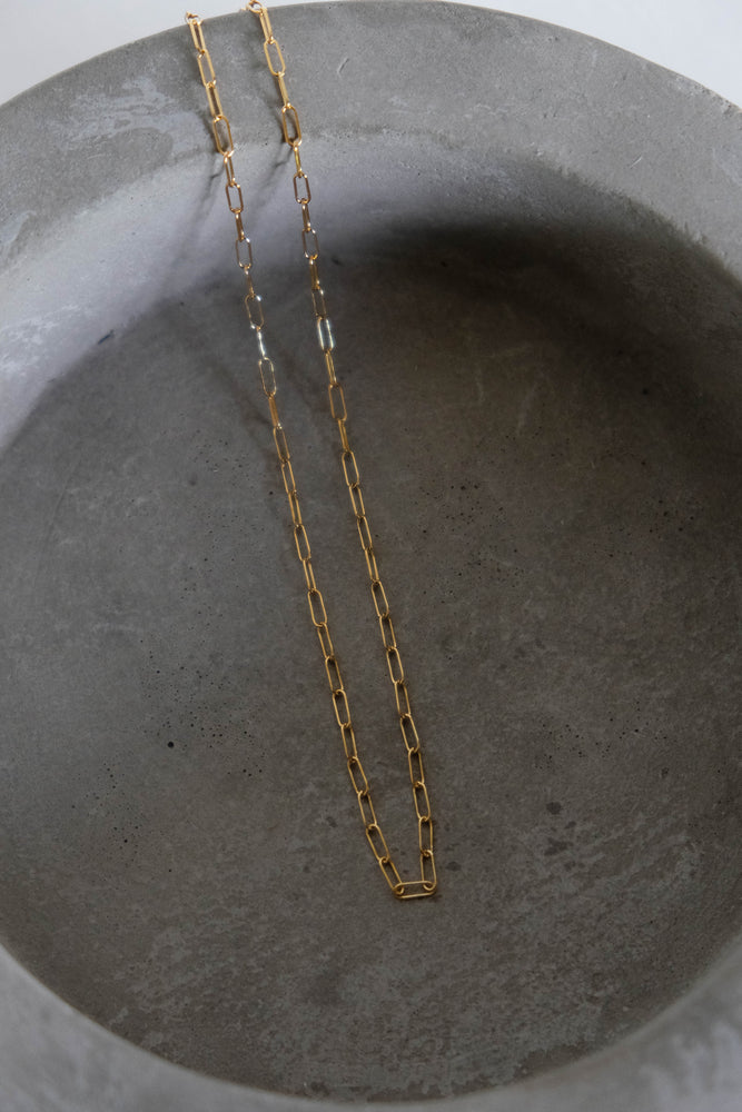 Gold link minimal necklace
